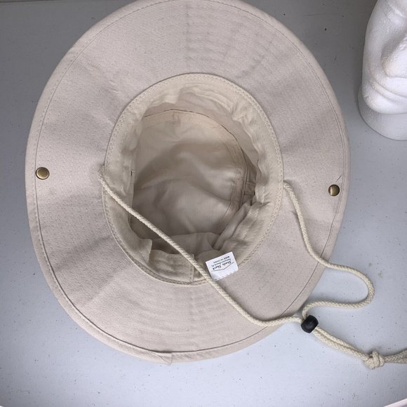 NWT Shade Shack Panama City Beach Tan Bucket Hat with Chin Strap - Picture 5 of 7